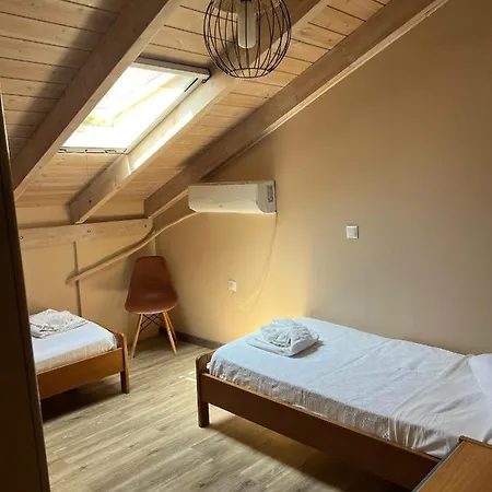 Michaela Loft Апартаменты Порос