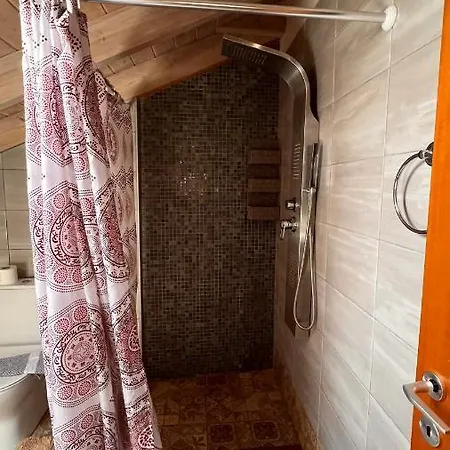 Michaela Loft Poros (Kefalonia)