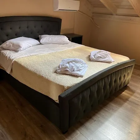 Michaela Loft Apartment